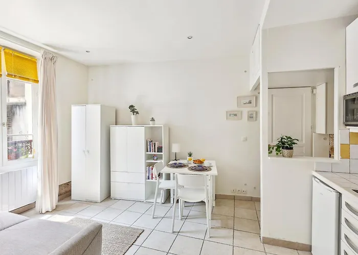 Pantheon & Latin Quarter - Cityapartmentstay Apartment *