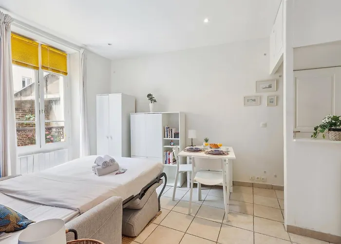 Pantheon & Latin Quarter - Cityapartmentstay